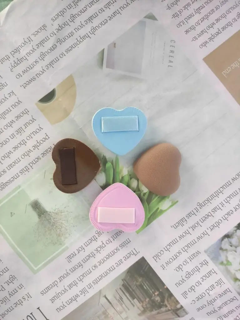 Heart-Shaped Mini Sponge - Brown