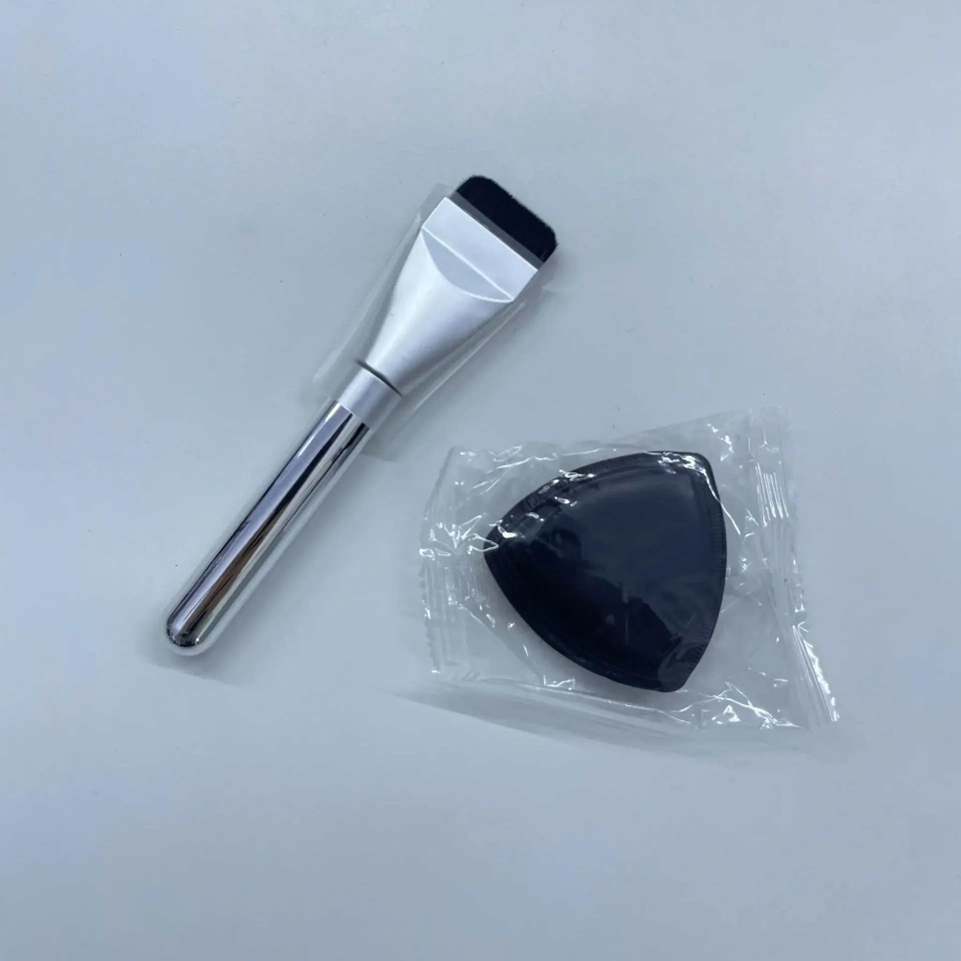 [sb2410254715797875] Ultra-Thin Brush & Black Air Cushion Puff Set