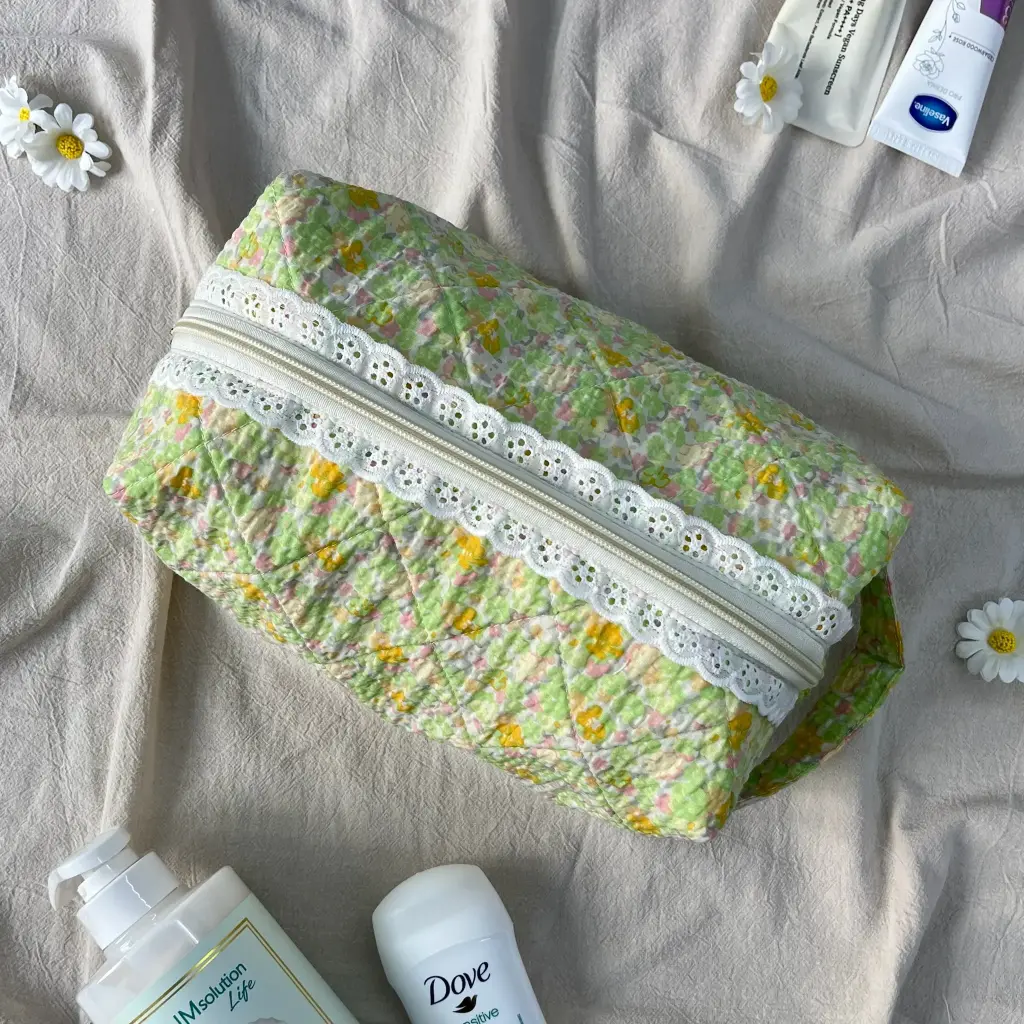 LUMi Archive Travel Pouch | Spring Meadow
