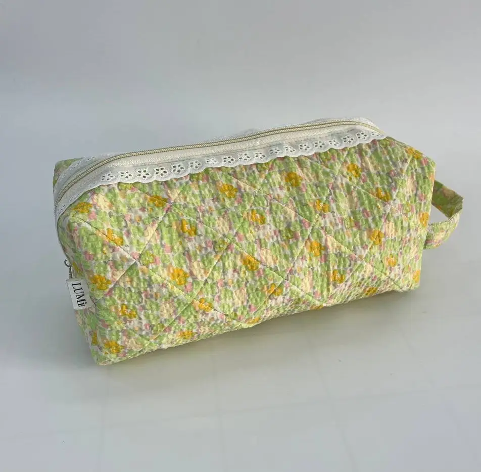 LUMi Archive Travel Pouch - Spring Meadow