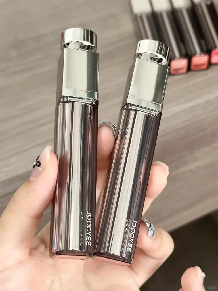JOOCYEE Water Essence Velvet Gloss (838)