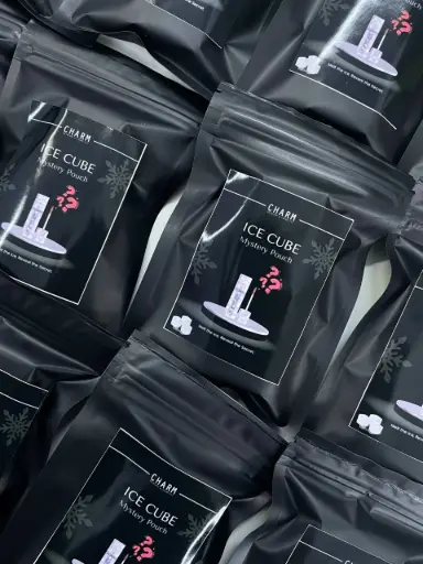 Ice Cube Mystery Pouch